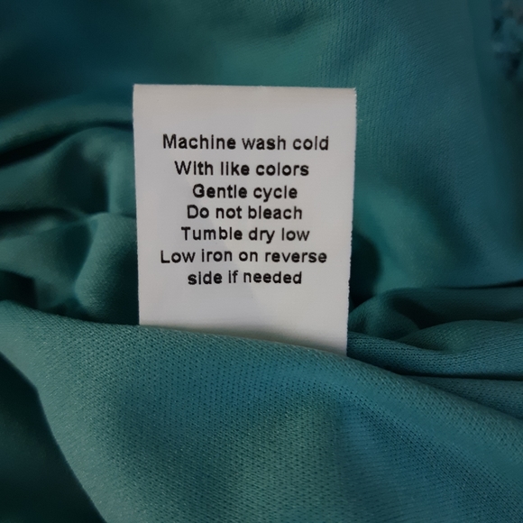 NY Collection Lace Overlay Dress - Picture 6 of 7